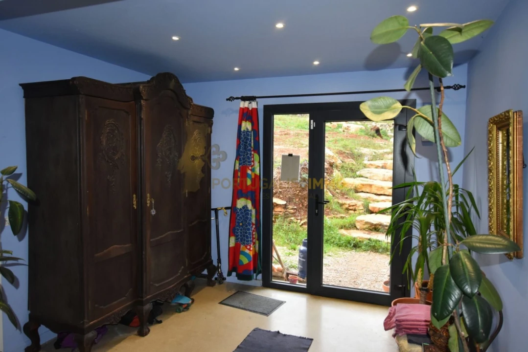 Moradia T5 para Venda em Pussos São Pedro Foto 5