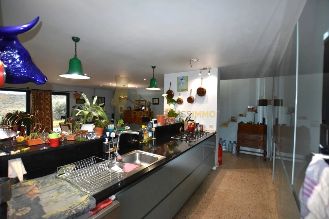 Moradia T5 para Venda em Pussos São Pedro Foto 8