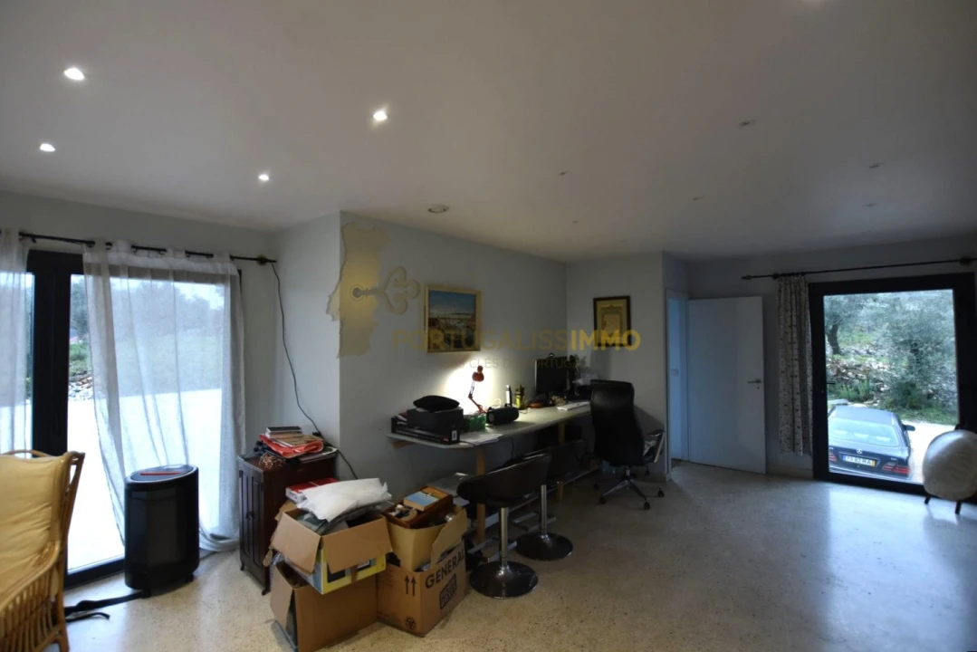 Moradia T5 para Venda em Pussos São Pedro Foto 34