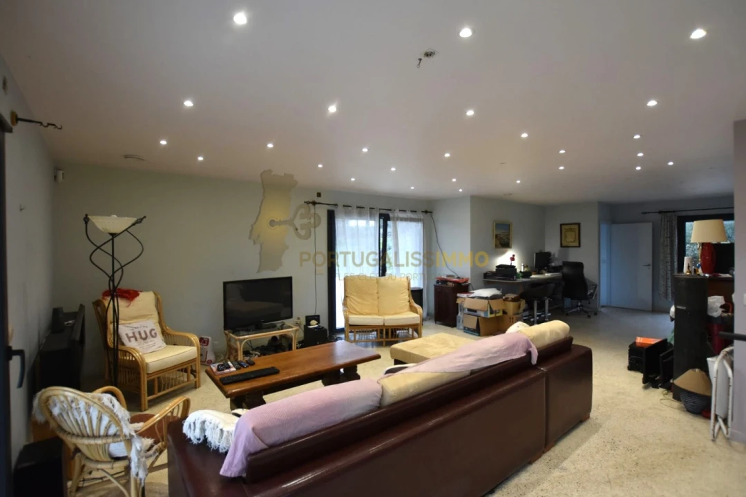 Moradia T5 para Venda em Pussos São Pedro Foto 35