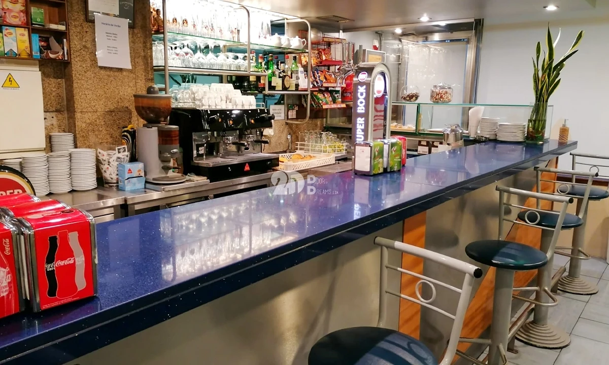 Loja para Arrendamento em Vila Nova de Famalicão e Calendário Foto 3