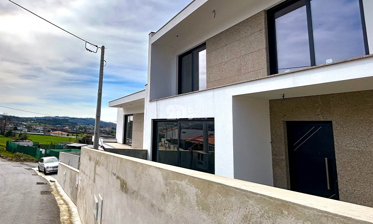 Moradia T4 para Venda em Lemenhe, Mouquim e Jesufrei Foto 40