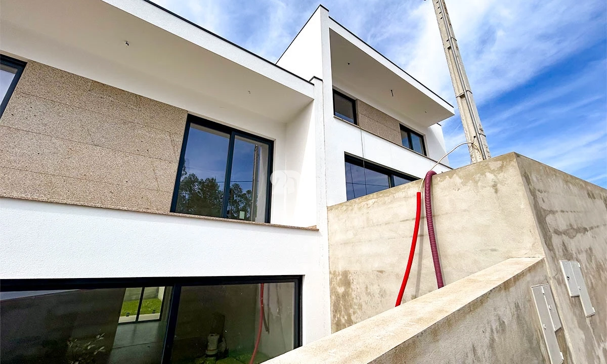 Moradia T4 para Venda em Lemenhe, Mouquim e Jesufrei Foto 39