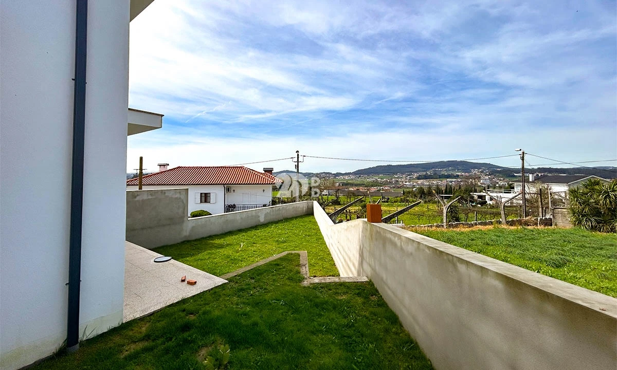 Moradia T4 para Venda em Lemenhe, Mouquim e Jesufrei Foto 36