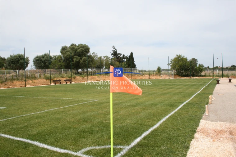 Negócio para Venda em Luz Foto 21