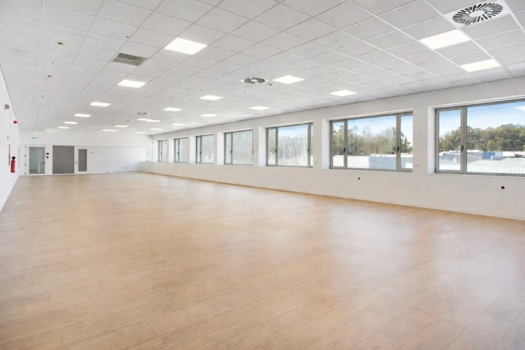 Escritório para Arrendamento em Castêlo da Maia Foto 1