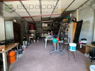 Quinta T2 para Venda em Escalos de Baixo e Mata