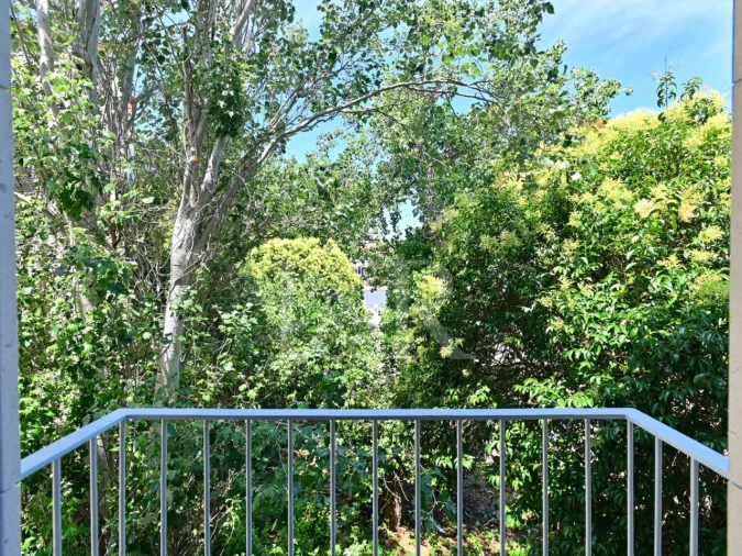 Apartamento T2 para Venda em Areeiro Foto 13