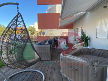 Apartamento T2 para Venda em União das Freguesias de Setúbal