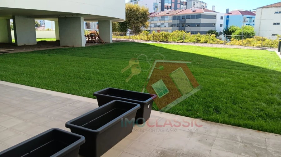 Apartamento T2 para Venda em União das Freguesias de Setúbal Foto 13