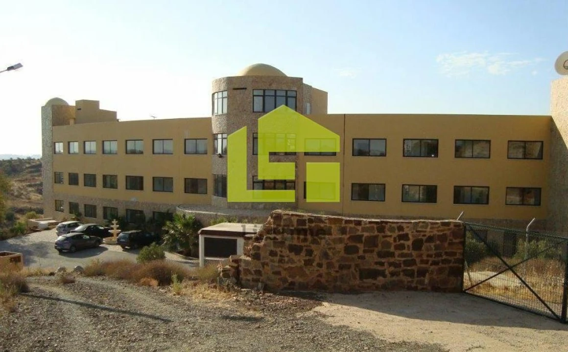 Prédio para Venda em Castro Marim Foto 1