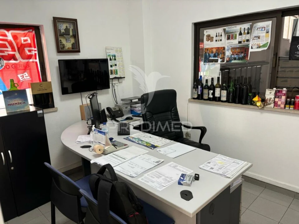 Armazém para Venda em São João das Lampas e Terrugem Foto 10