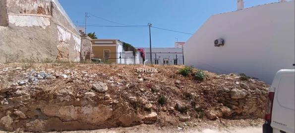 Terreno para Venda em Silves