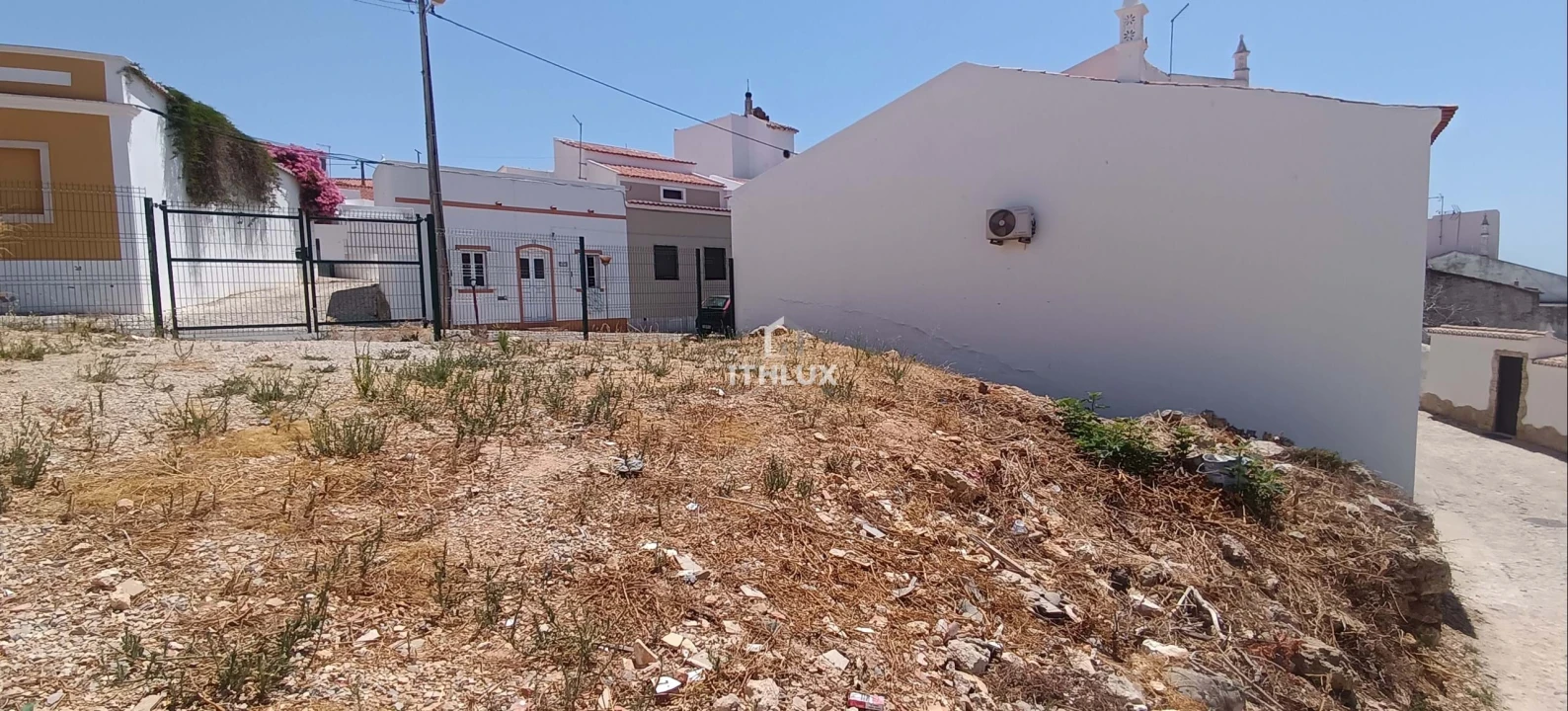 Terreno para Venda em Silves Foto 1