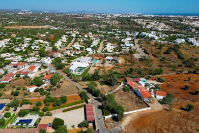 Terreno para Venda em Albufeira e Olhos de Água
