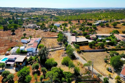 Terreno para Venda em Albufeira e Olhos de Água