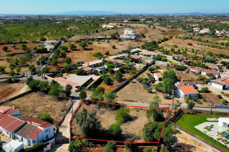 Terreno para Venda em Albufeira e Olhos de Água Foto 19
