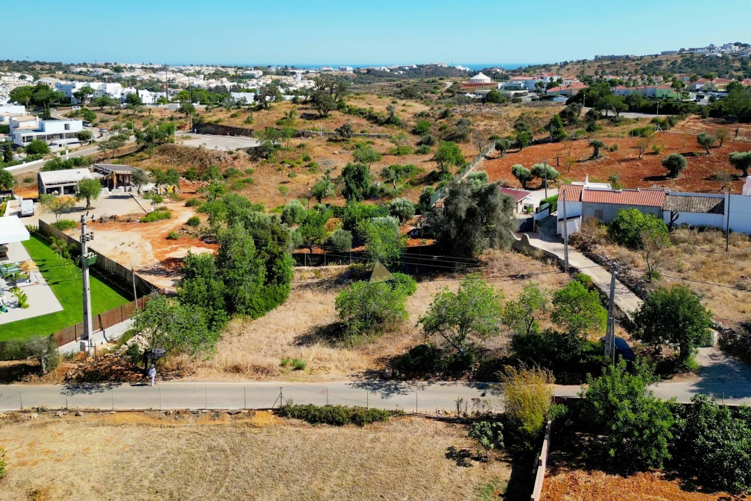 Terreno para Venda em Albufeira e Olhos de Água Foto 8