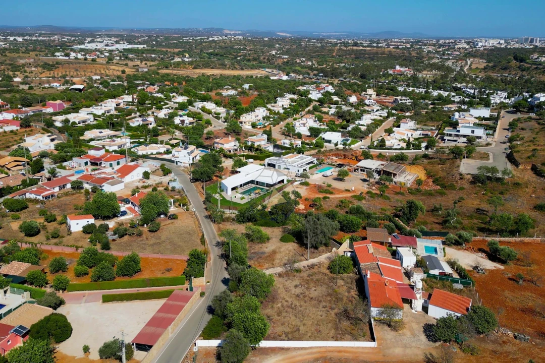 Terreno para Venda em Albufeira e Olhos de Água Foto 16