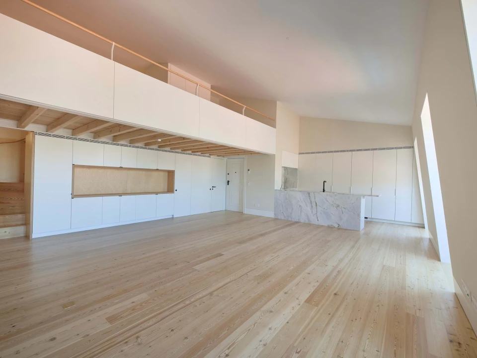 Apartamento T2 para Venda em Santo António Foto 25