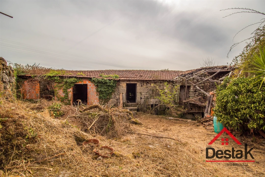 Moradia T0 para Venda em Cambra e Carvalhal de Vermilhas Foto 2