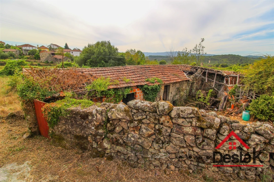 Moradia T0 para Venda em Cambra e Carvalhal de Vermilhas Foto 17