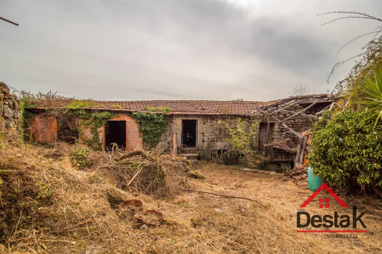 Moradia T0 para Venda em Cambra e Carvalhal de Vermilhas Foto 2