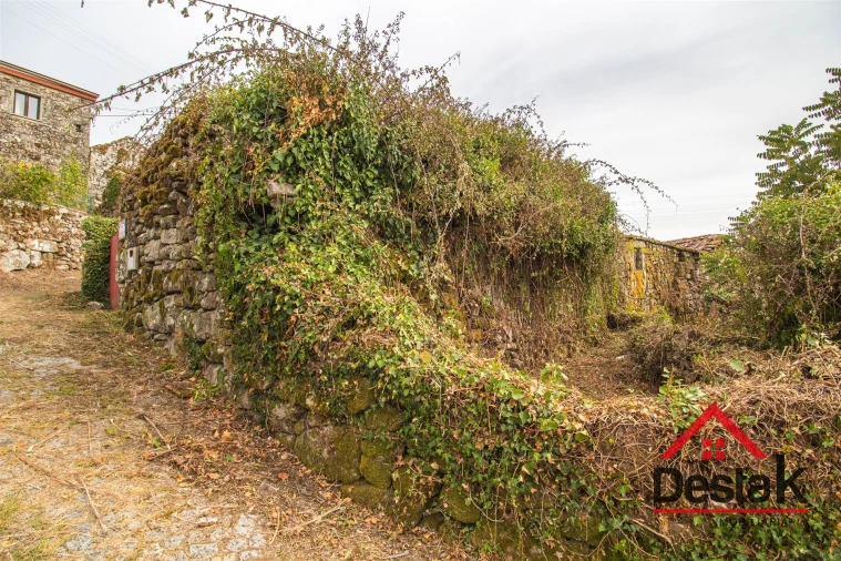 Moradia T0 para Venda em Cambra e Carvalhal de Vermilhas Foto 14