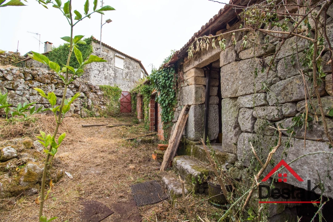 Moradia T0 para Venda em Cambra e Carvalhal de Vermilhas Foto 6