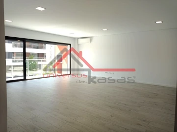 Apartamento T5 para Venda em Montijo e Afonsoeiro