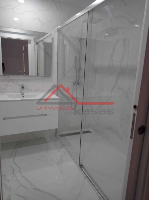 Apartamento T5 para Venda em Montijo e Afonsoeiro