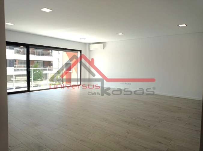 Apartamento T5 para Venda em Montijo e Afonsoeiro Foto 6