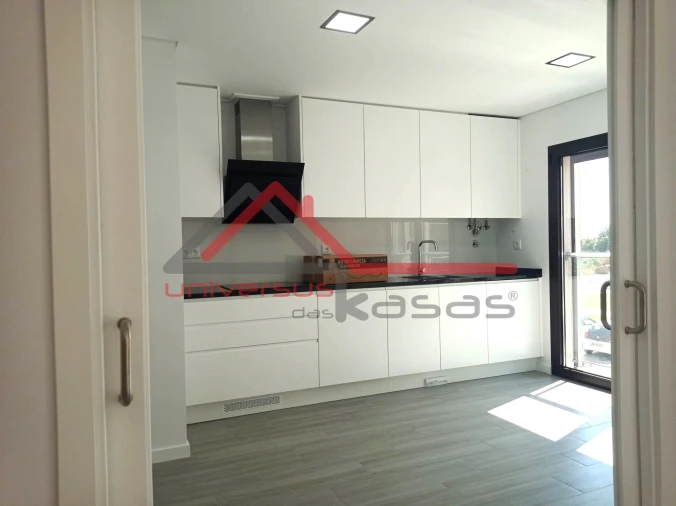 Apartamento T5 para Venda em Montijo e Afonsoeiro Foto 2