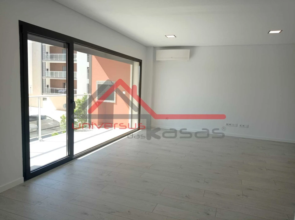 Apartamento T5 para Venda em Montijo e Afonsoeiro Foto 4