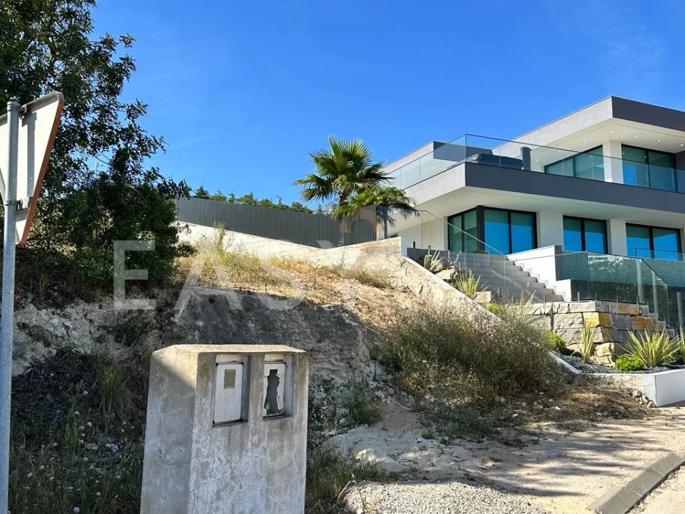 Moradia T4 para Venda em Albufeira e Olhos de Água Foto 10