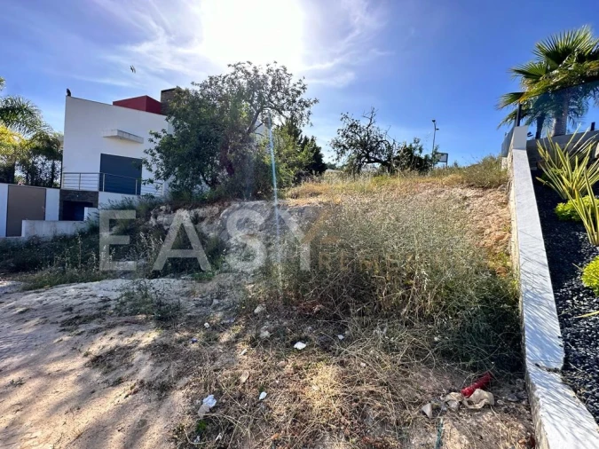 Moradia T4 para Venda em Albufeira e Olhos de Água Foto 8