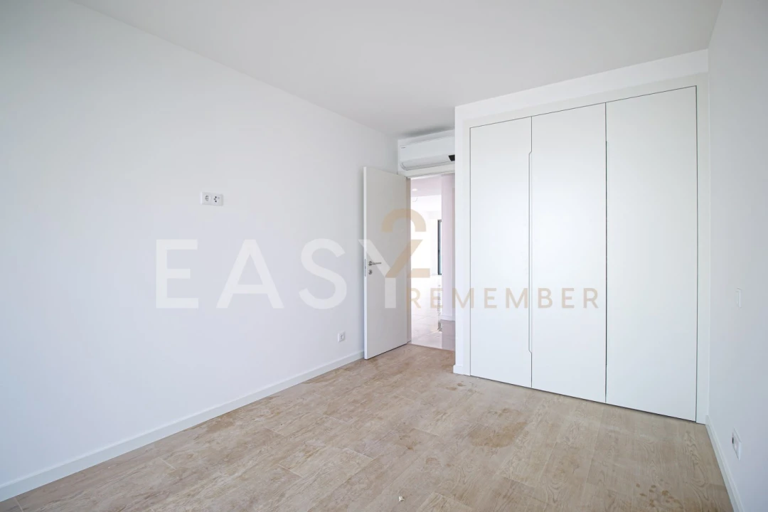 Apartamento T3 para Venda em Albufeira e Olhos de Água Foto 11