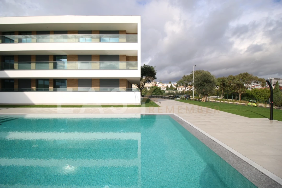 Apartamento T3 para Venda em Albufeira e Olhos de Água Foto 1