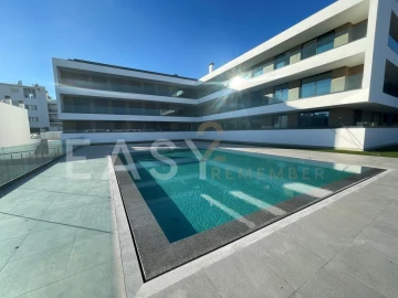 Apartamento T3 para Venda em Albufeira e Olhos de Água