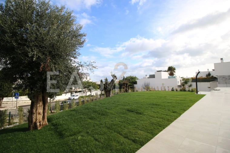 Apartamento T3 para Venda em Albufeira e Olhos de Água Foto 24