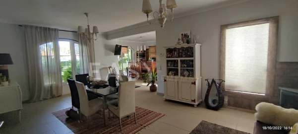 Moradia T4 para Venda em São Bartolomeu de Messines
