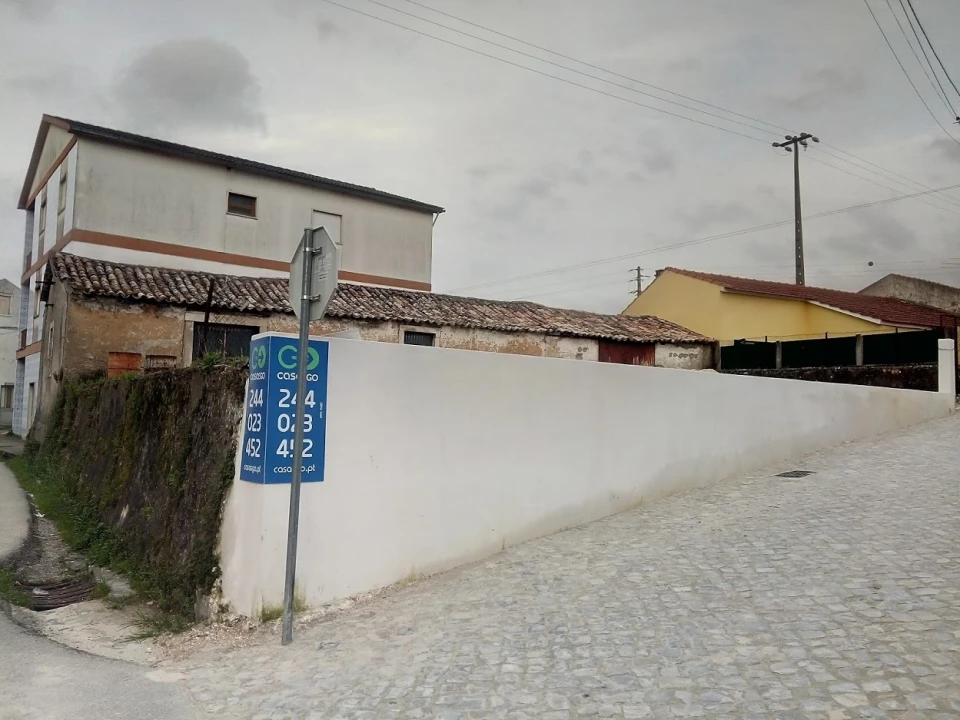 Moradia T1 para Venda em Marrazes e Barosa Foto 1