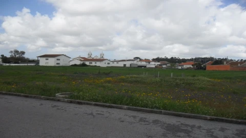 Terreno para Venda em Regueira de Pontes