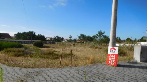 Terreno para Venda em Coimbrão