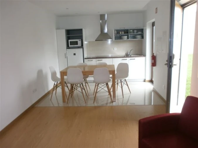 Negócio para Venda em Monte Redondo e Carreira Foto 4