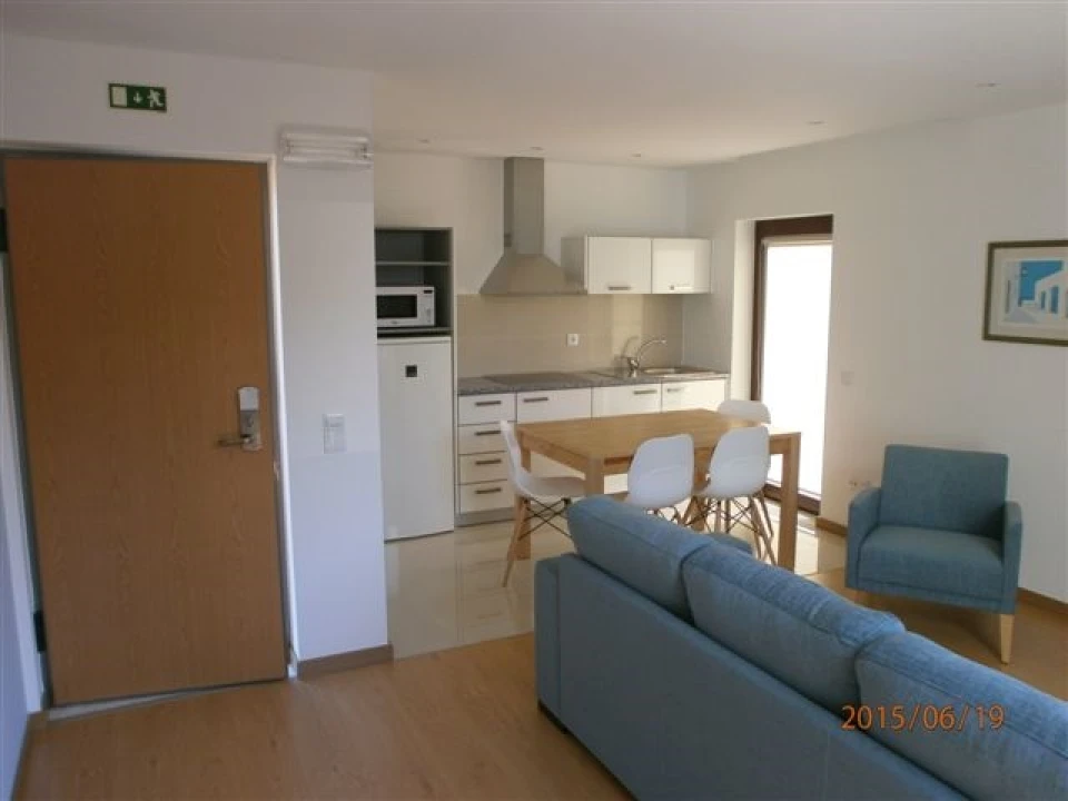 Negócio para Venda em Monte Redondo e Carreira Foto 5