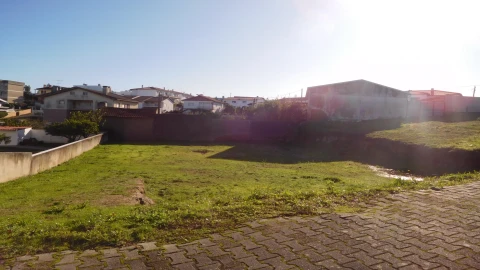 Terreno para Venda em Marrazes e Barosa