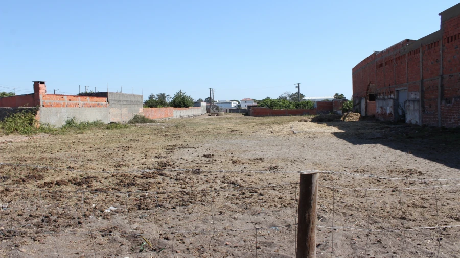 Terreno para Venda em Vieira de Leiria Foto 3