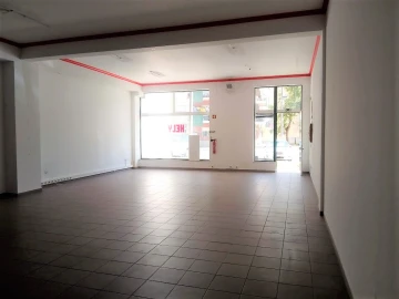 Loja para Venda em Marrazes e Barosa