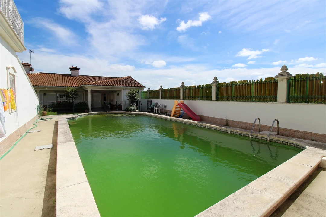 Moradia T4 para Venda em Regueira de Pontes Foto 36